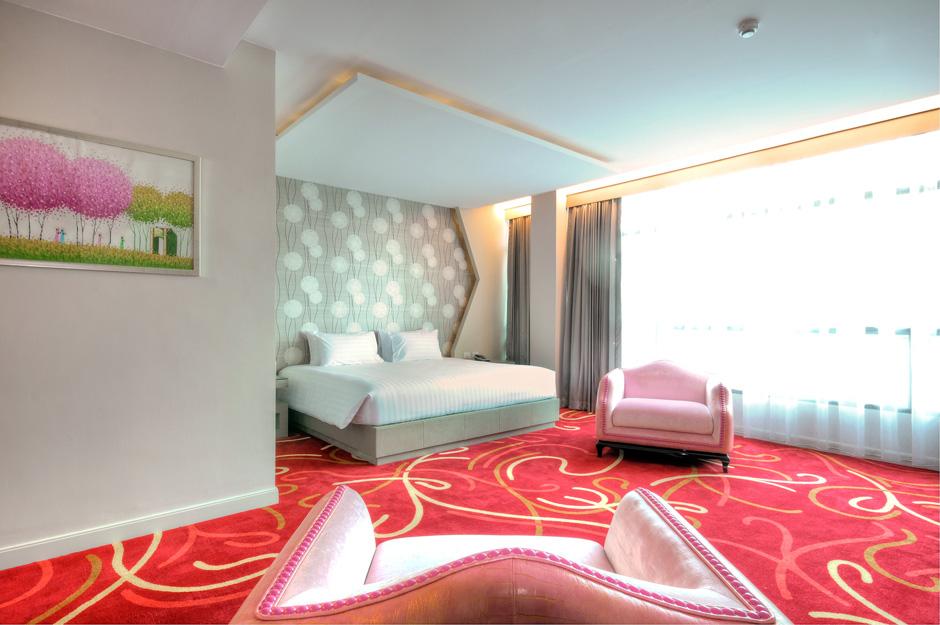 One One Bangkok Hotel Bagian luar foto