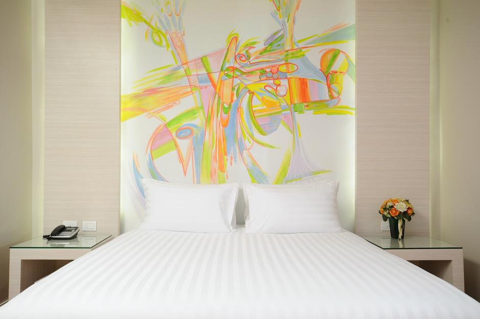 One One Bangkok Hotel Bagian luar foto